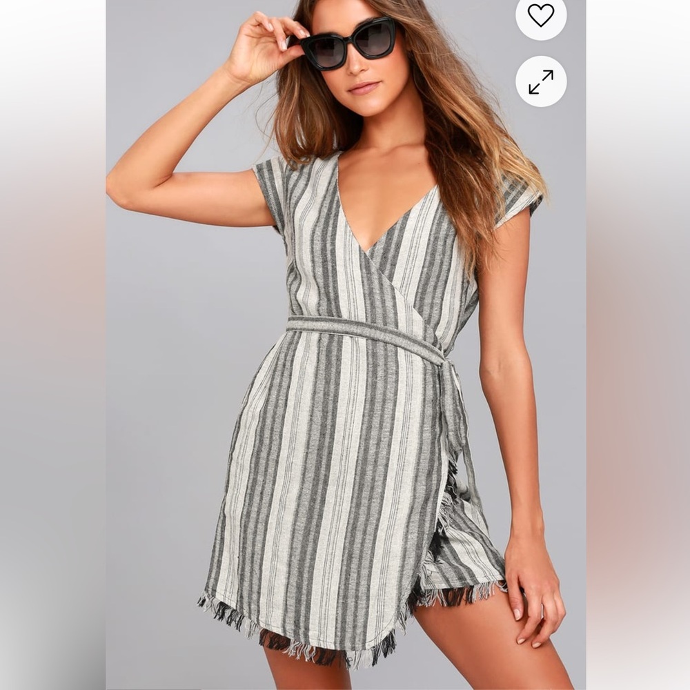 Lulus Mini Wrap Dress Size xs Island Retreat Gray White Stripe Fringe Hem Resort